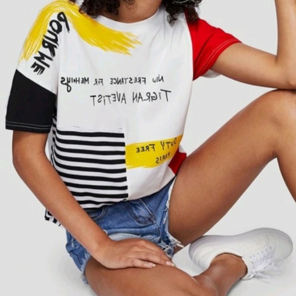 boutique Tops - New with tags chic multicolored shirt 🎉🎊HP🎉🎊